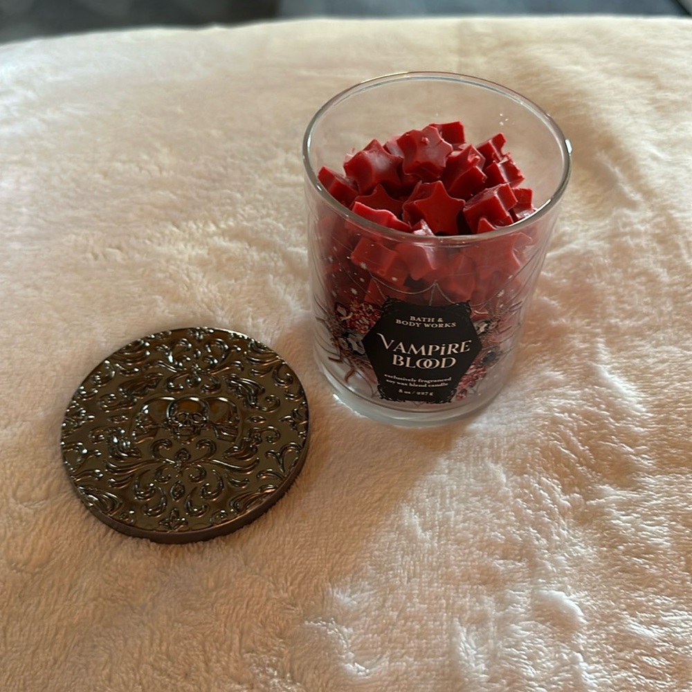 Bath & Body Works Vampire Blood Hand Poured Wax Melts